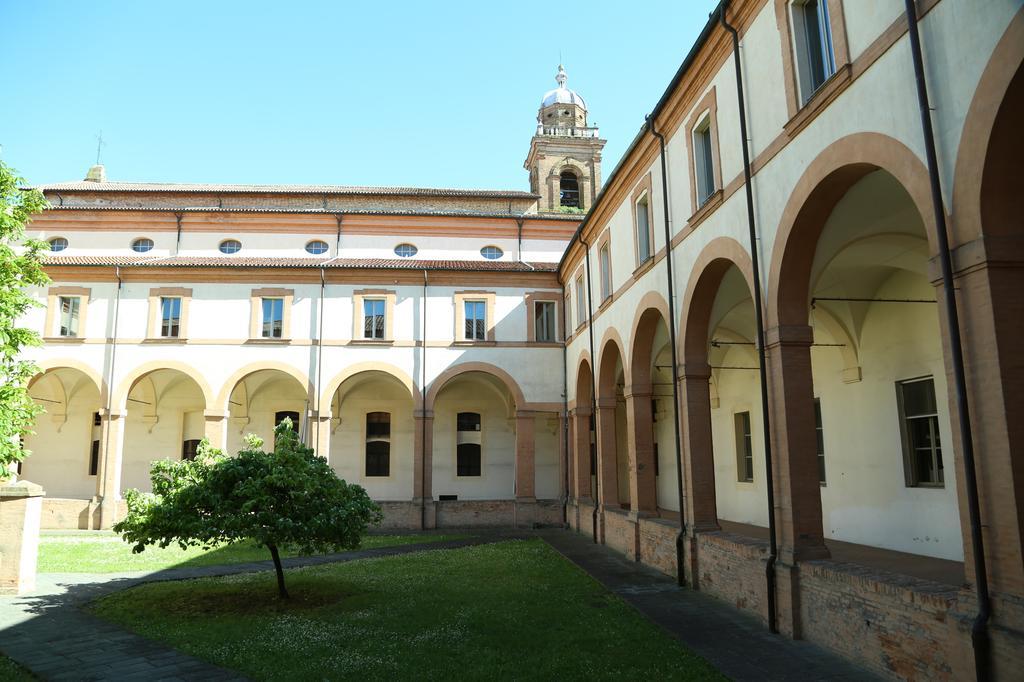 Отель Antico Convento San Francesco Баньякавалло Экстерьер фото