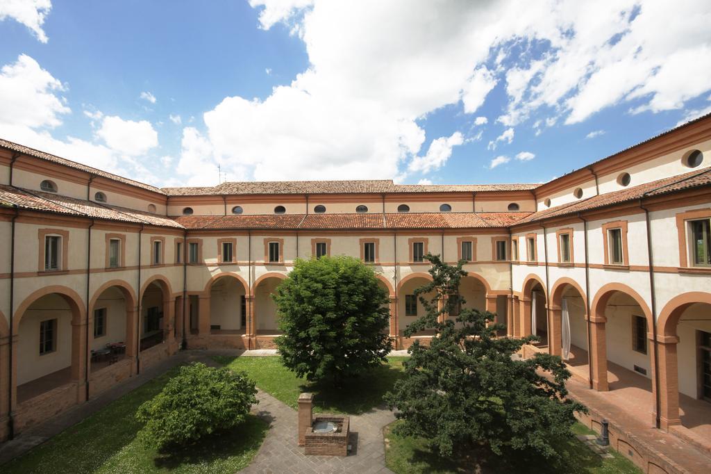 Отель Antico Convento San Francesco Баньякавалло Экстерьер фото